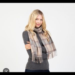 KILTANE lambswool plaid print scarf NWT